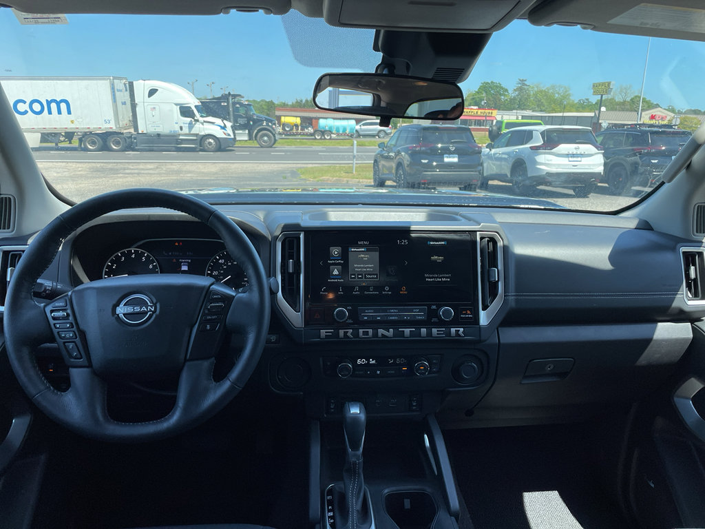 Certified 2025 Nissan Frontier SV w/ SV Convenience Package image 11