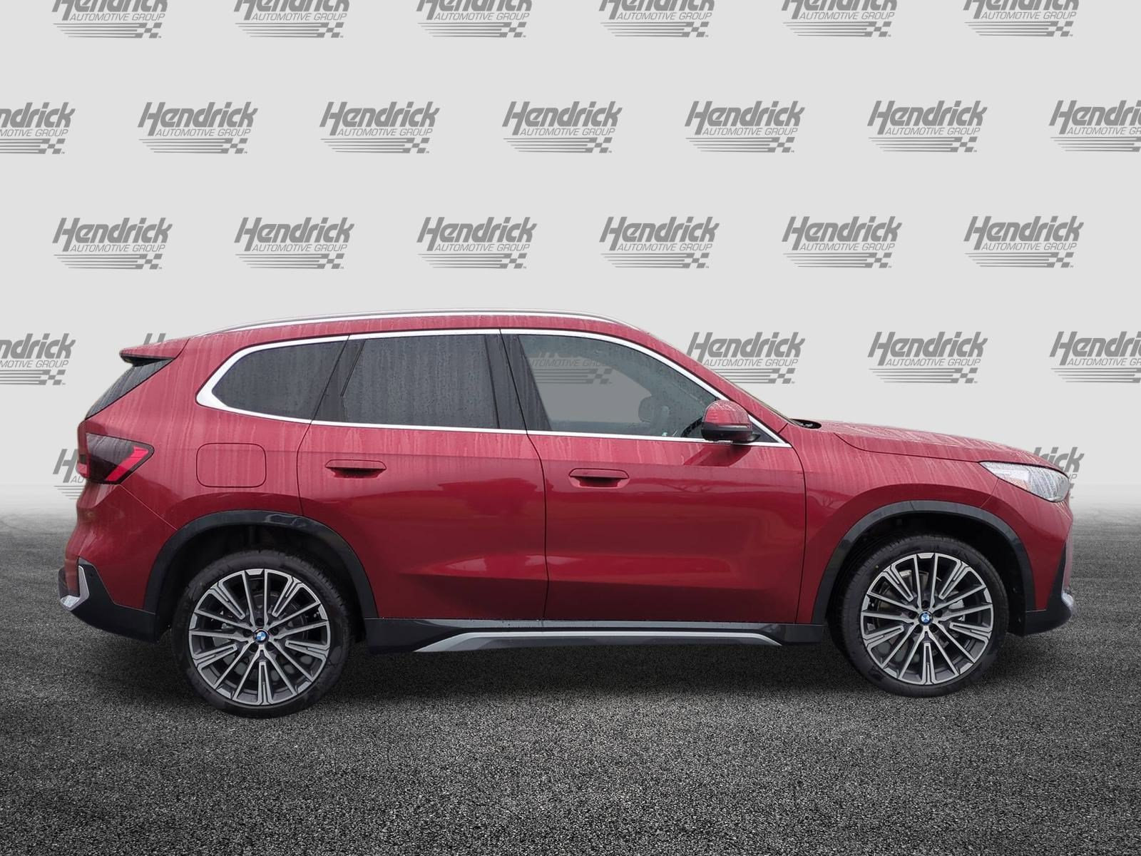 Used 2026 BMW X1 xDrive28i w/ Technology Package AWD/4WD image 11