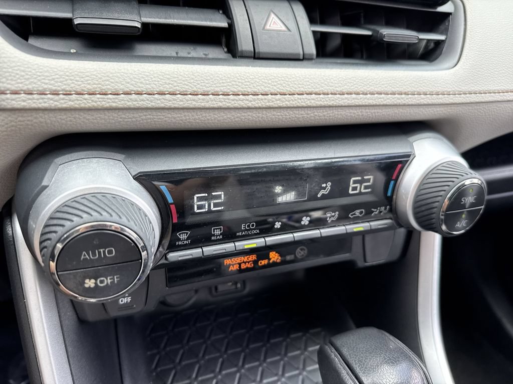 Used 2019 Toyota RAV4 XLE FWD image 51