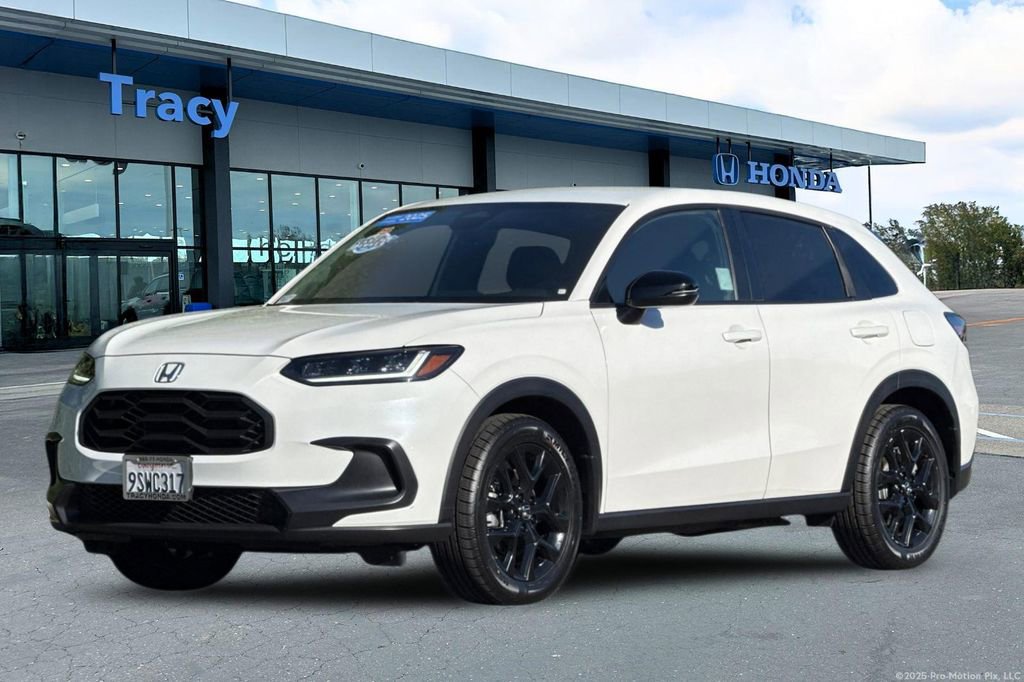 Certified 2025 Honda HR-V Sport image 14