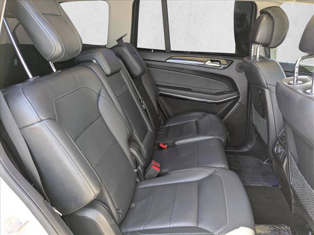 Used 2018 Mercedes-Benz GLS 550 4MATIC image 24