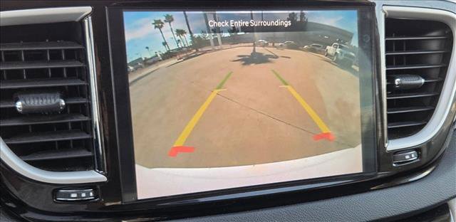 Used 2024 Chrysler Pacifica Touring-L FWD image 12