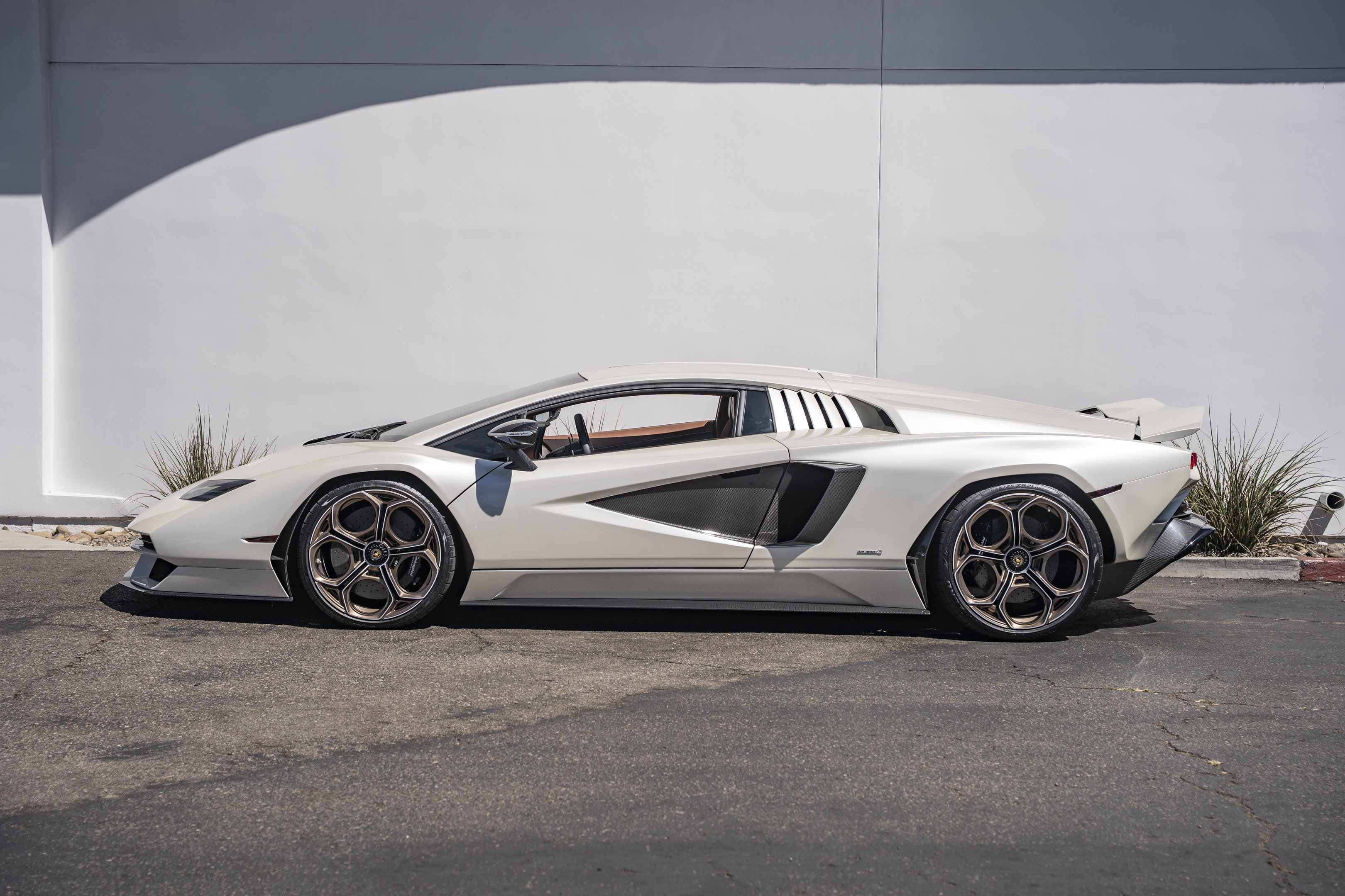 Used 2022 Lamborghini Aventador Countach AWD/4WD image 17