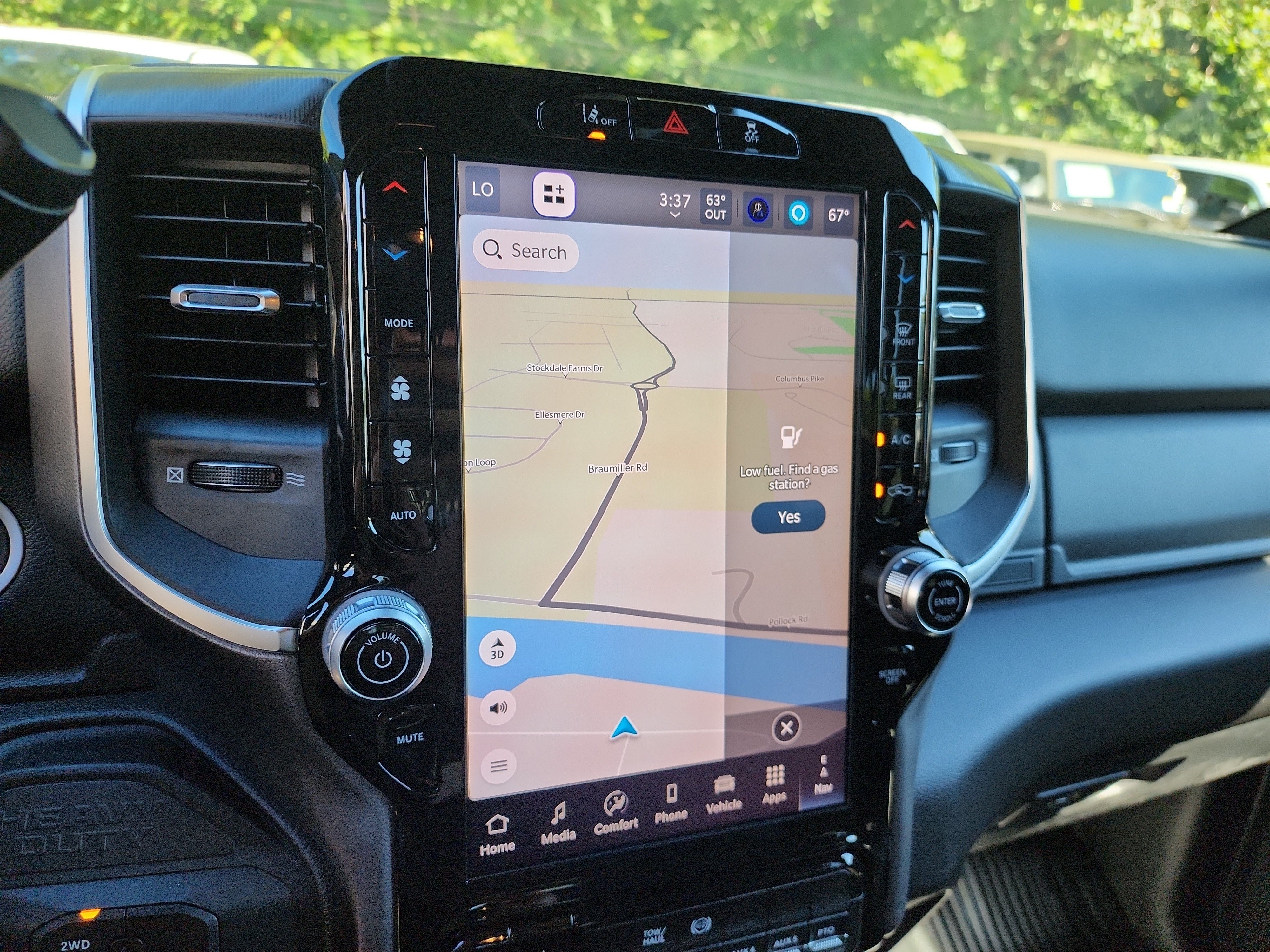 New 2026 RAM 5500 4x4 Crew Cab image 4