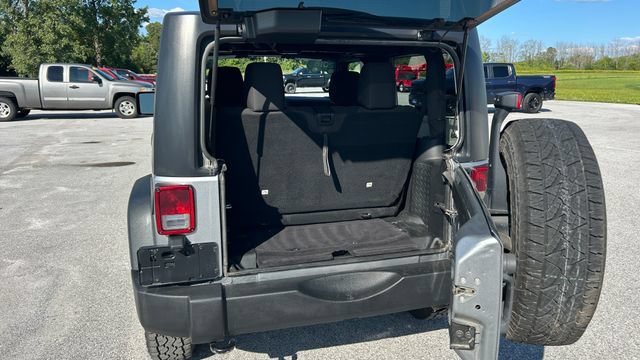 Used 2016 Jeep Wrangler Sport AWD/4WD image 11