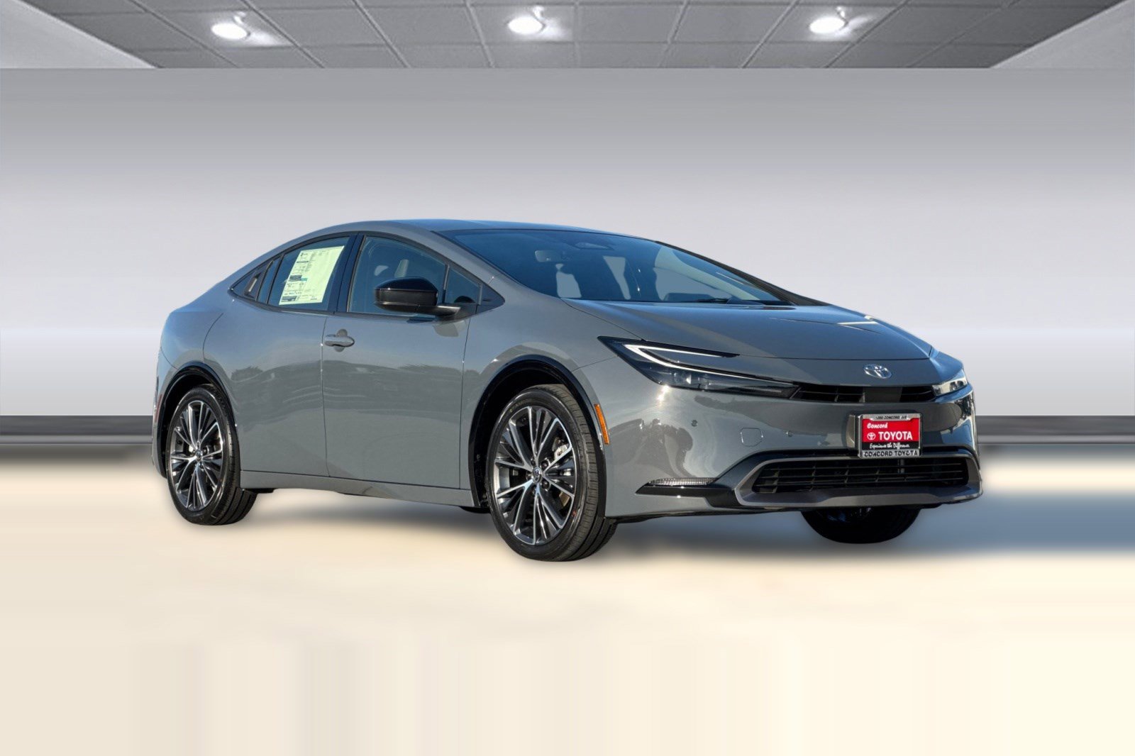 New 2026 Toyota Prius LE FWD image 6