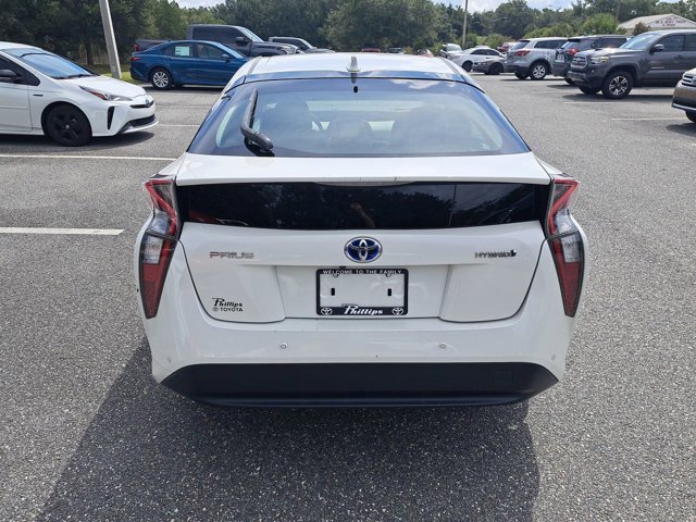 Used 2018 Toyota Prius Four image 8