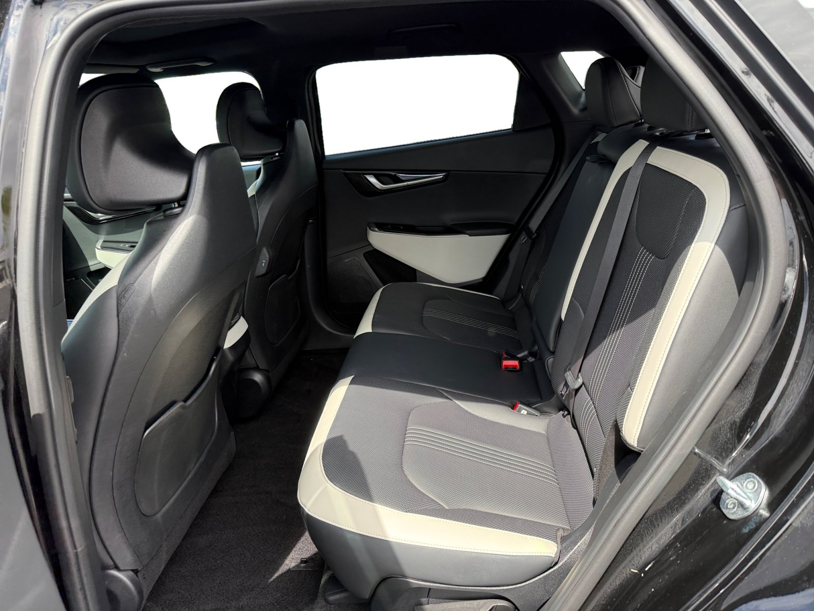 Used 2023 Kia EV6 GT-Line AWD/4WD image 16