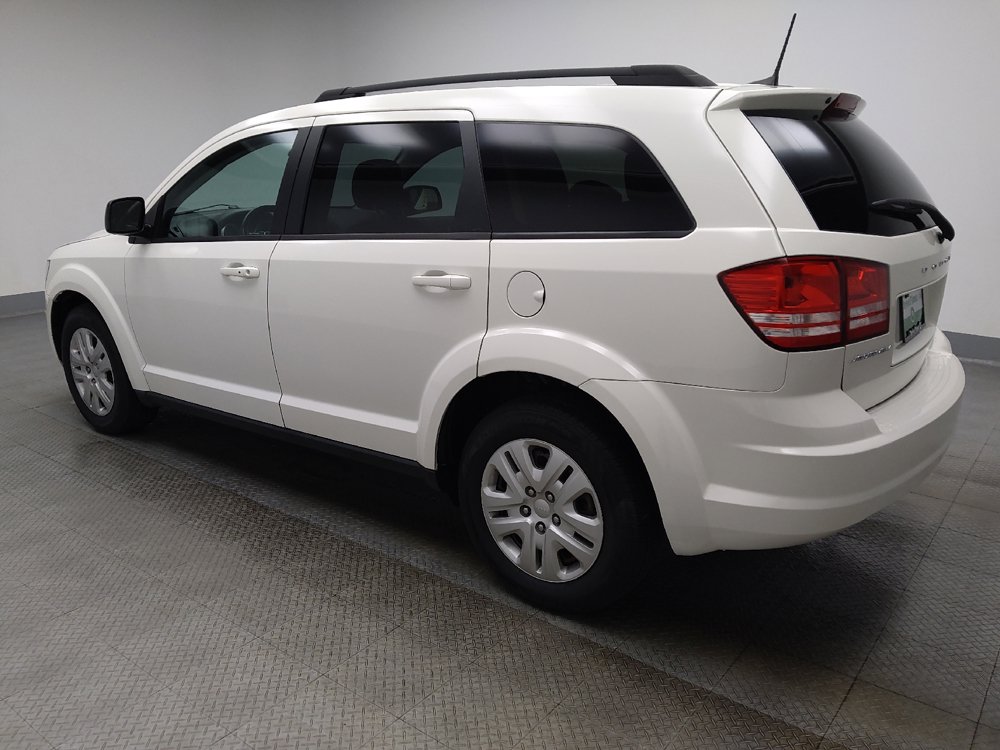 Used 2018 Dodge Journey SE w/ Connectivity Group FWD image 3