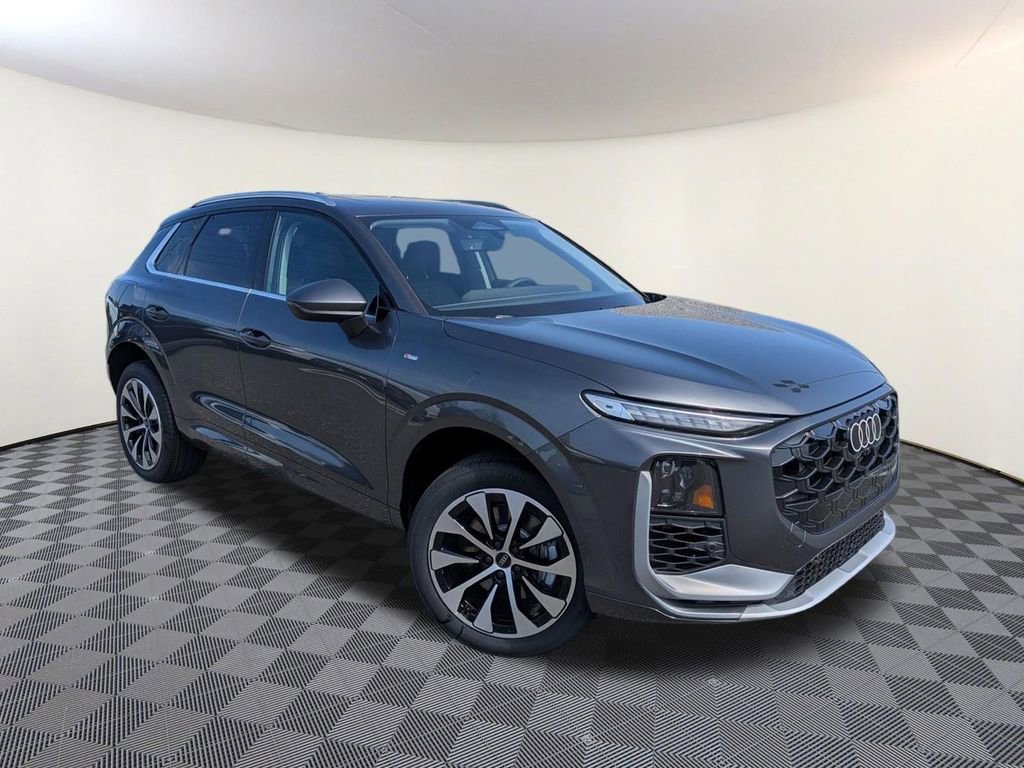 New 2026 Audi Q3 quattro 2.0T image 1