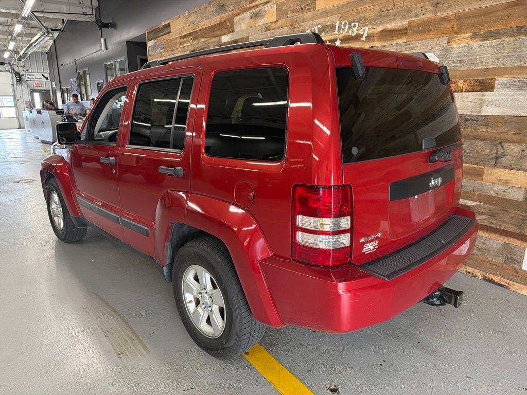 Used 2010 Jeep Liberty Sport w/ Popular Equipment Group AWD/4WD image 7