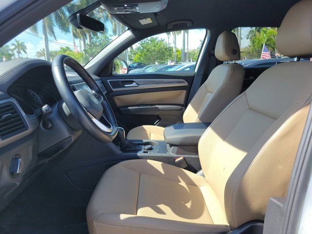 Used 2020 Volkswagen Atlas Cross Sport SE AWD/4WD image 12