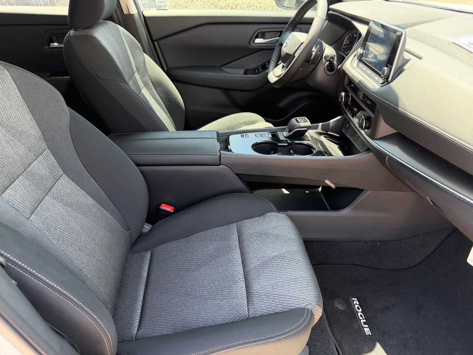 New 2026 Nissan Rogue SV FWD image 13