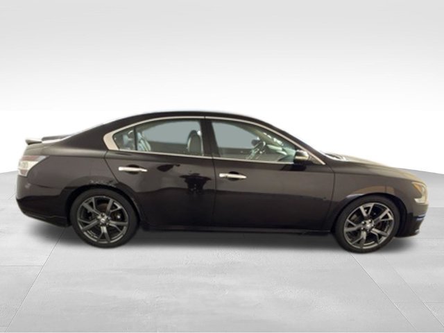 Used 2014 Nissan Maxima 3.5 SV w/ Sport Package FWD image 11