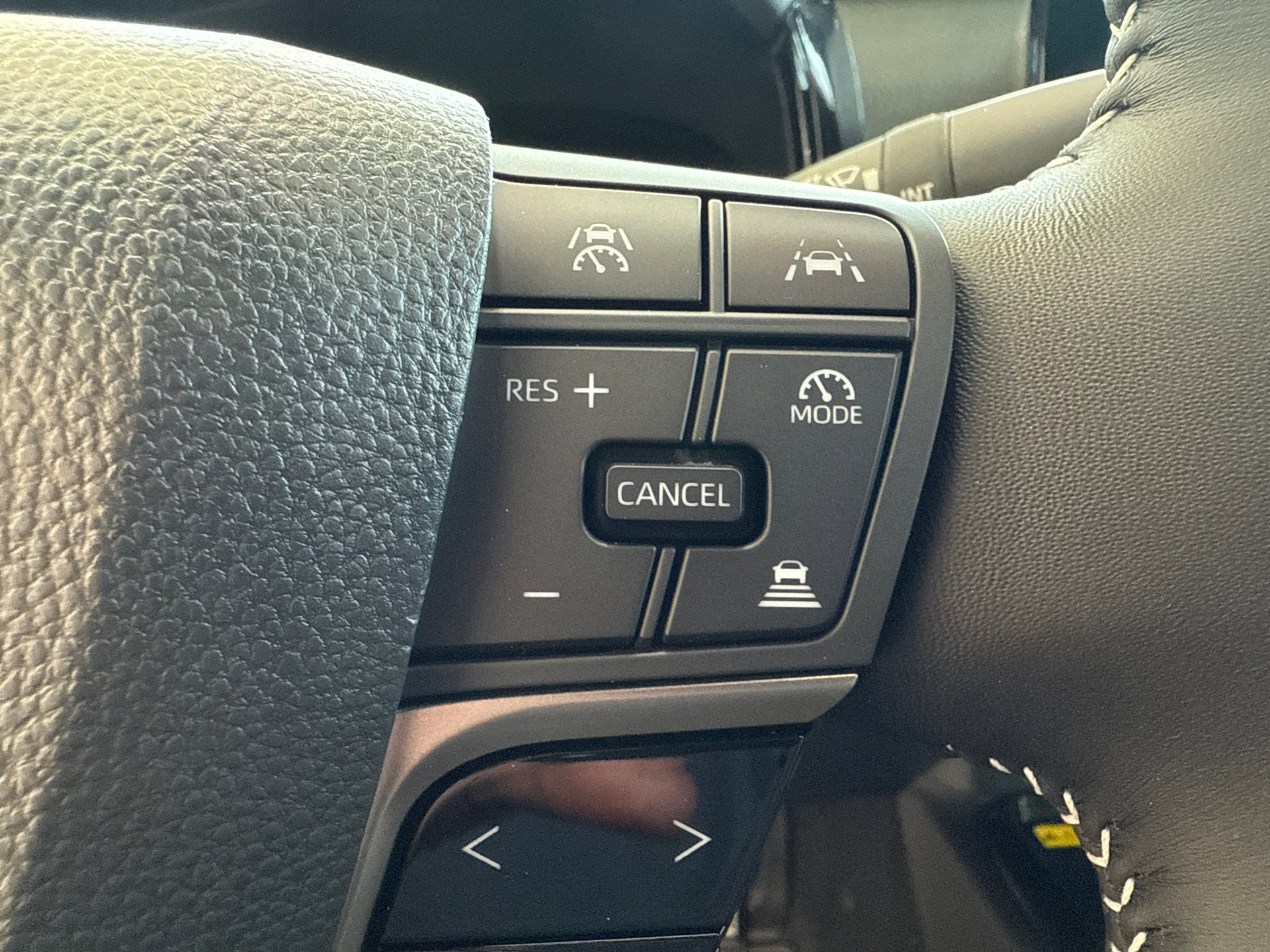 Certified 2026 Toyota Camry SE w/ Convenience Package image 27