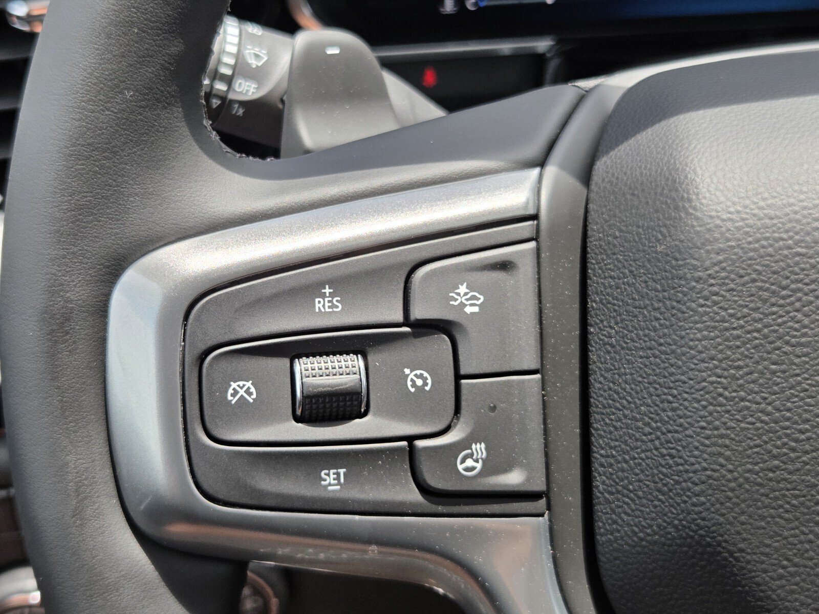 New 2026 Chevrolet Silverado 1500 LTZ w/ Technology Package AWD/4WD image 14