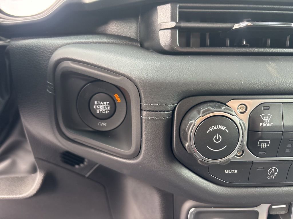 New 2026 Jeep Gladiator Rubicon AWD/4WD image 14