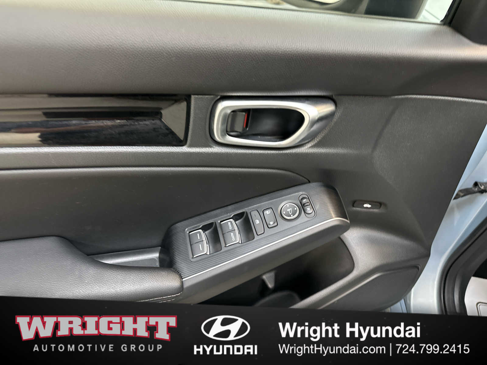 Used 2023 Honda Civic Touring image 10