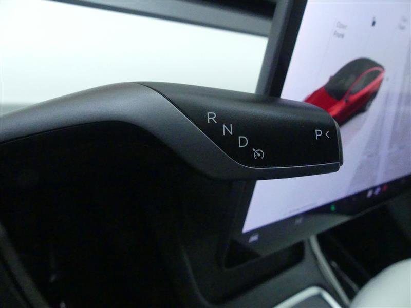 Used 2023 Tesla Model Y Long Range image 19