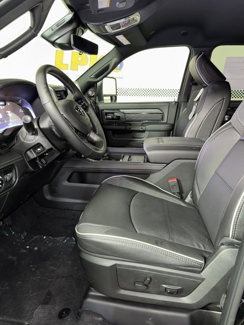 New 2026 RAM 2500 Limited AWD/4WD image 11