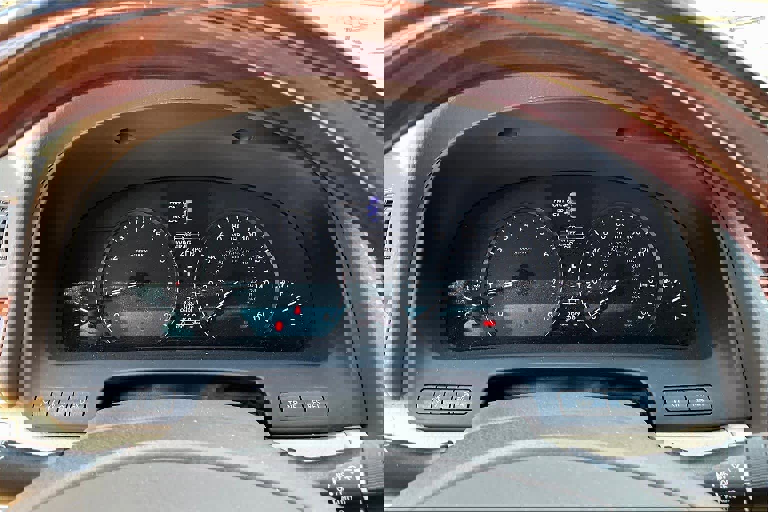 Used 2015 Lexus LS 460 w/ Comfort Package image 22