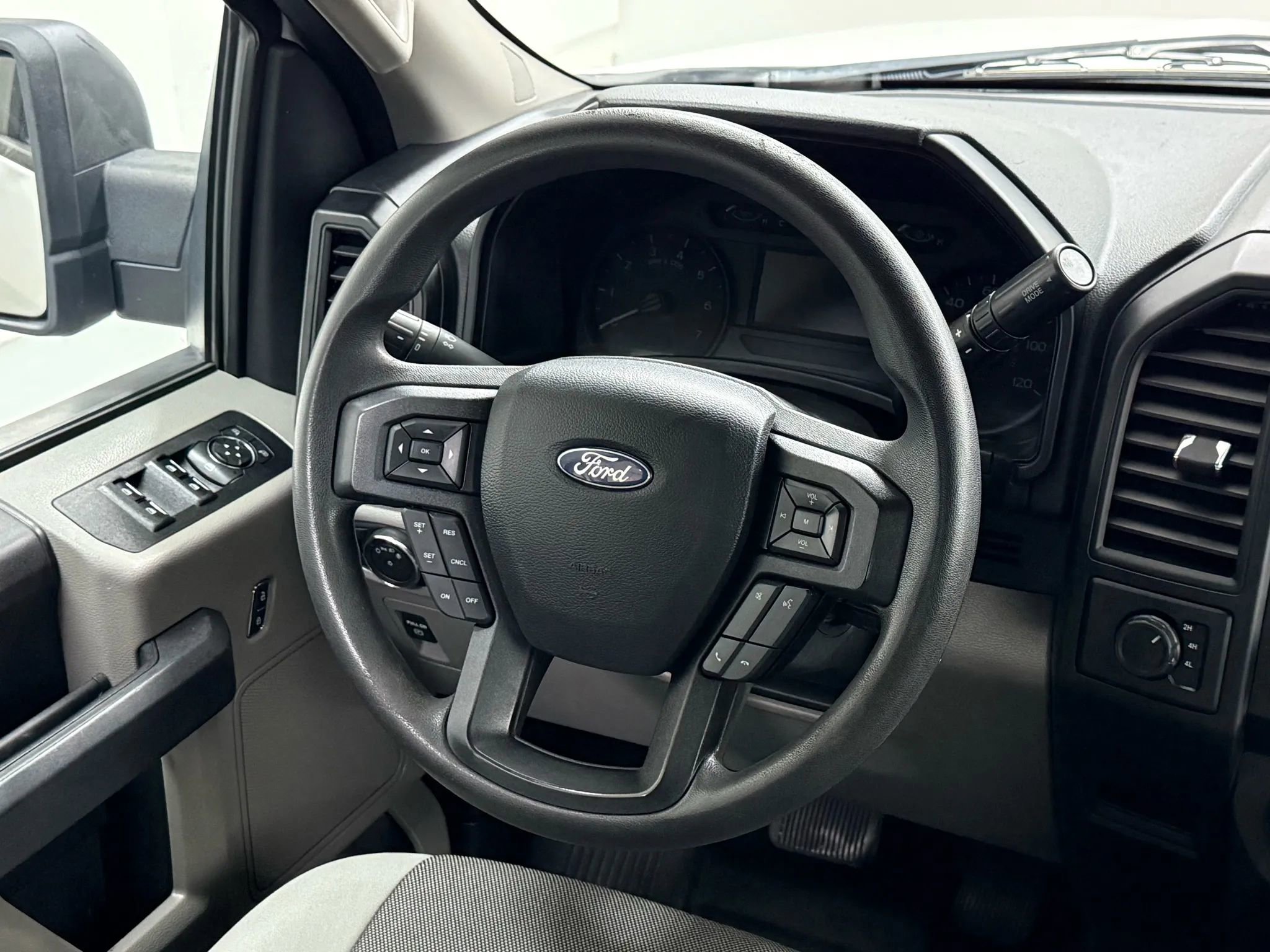 Used 2019 Ford F150 XL w/ Equipment Group 101A Mid AWD/4WD image 23