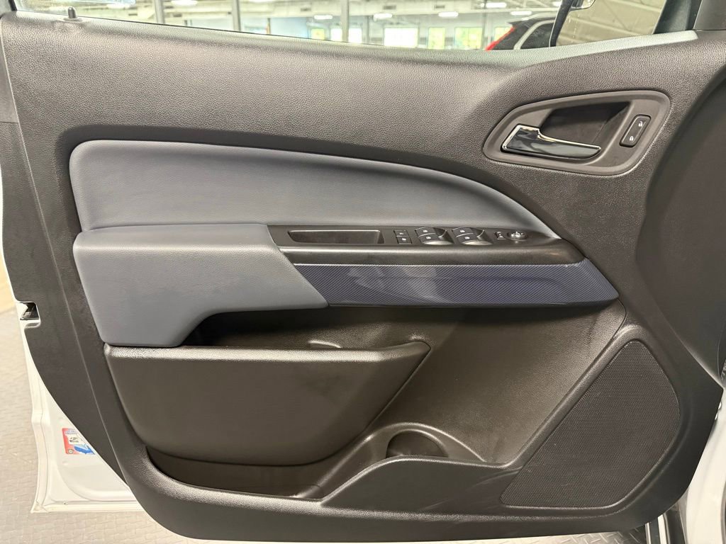Used 2022 Chevrolet Colorado Z71 w/ Safety Package image 9