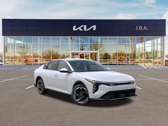 New 2025 Kia K4 EX image 9