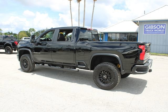 Used 2025 Chevrolet Silverado 2500 ZR2 w/ Technology Package image 7