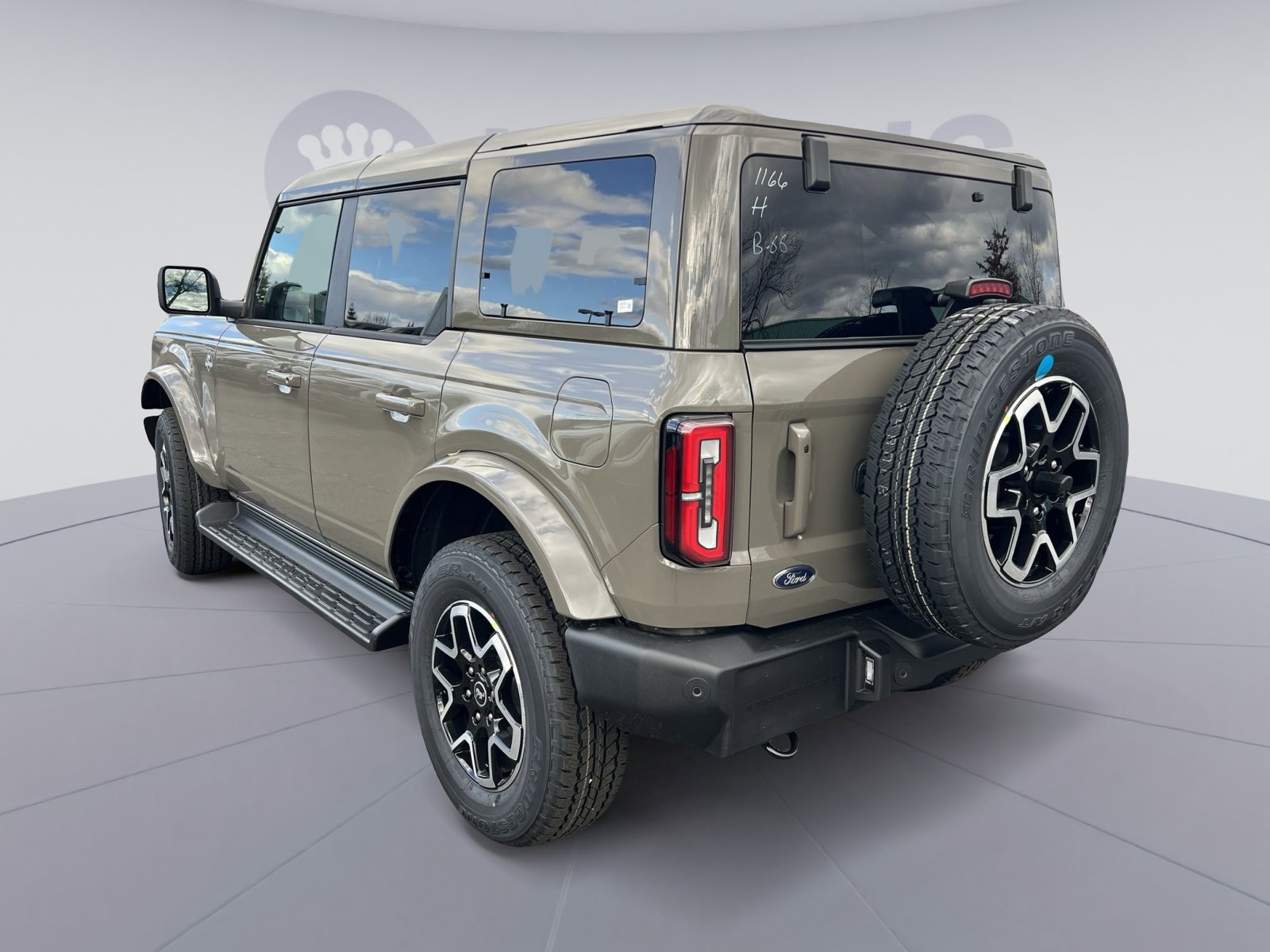 New 2025 Ford Bronco Outer Banks image 4