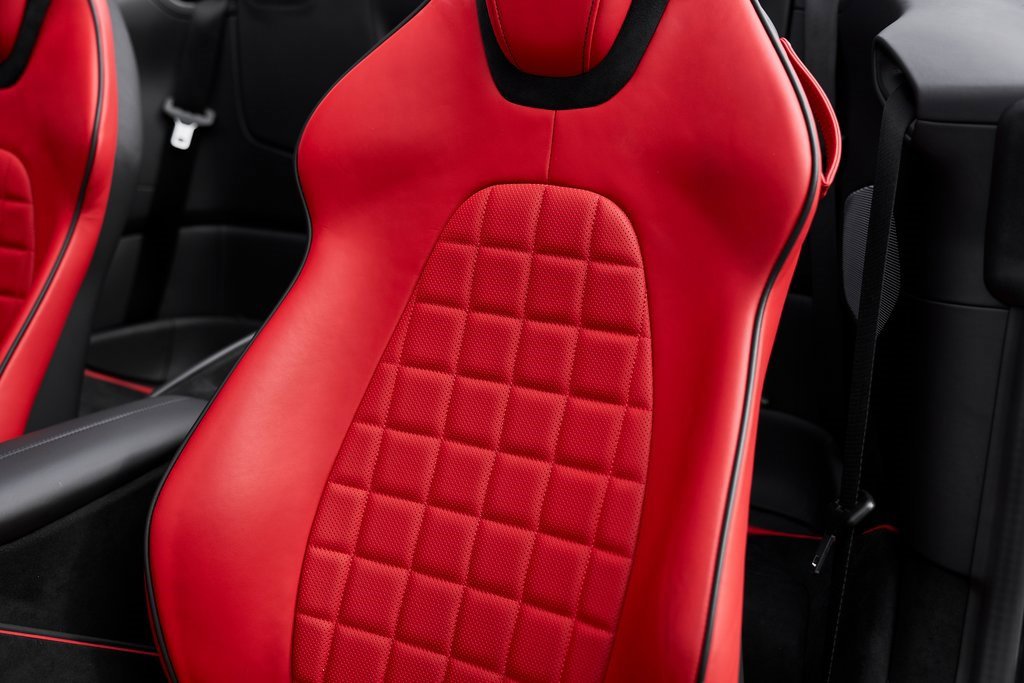 Used 2024 Ferrari Roma Spider image 45