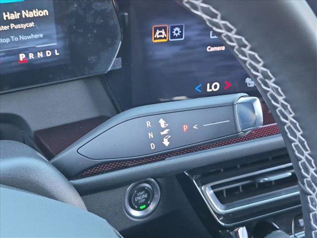 Used 2024 Chevrolet Traverse Z71 AWD/4WD image 19
