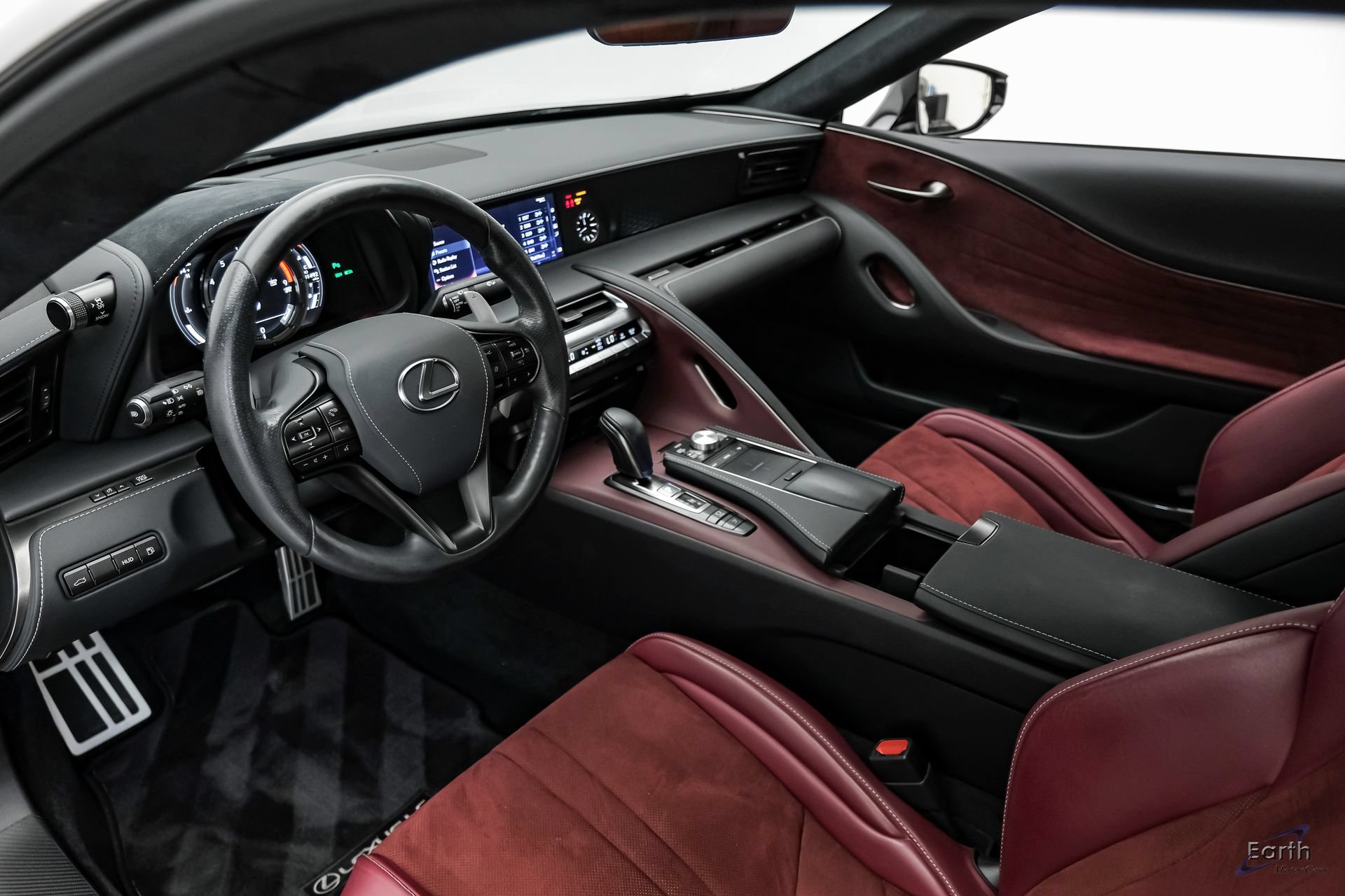 Used 2018 Lexus LC 500 Coupe w/ Performance Package RWD image 3