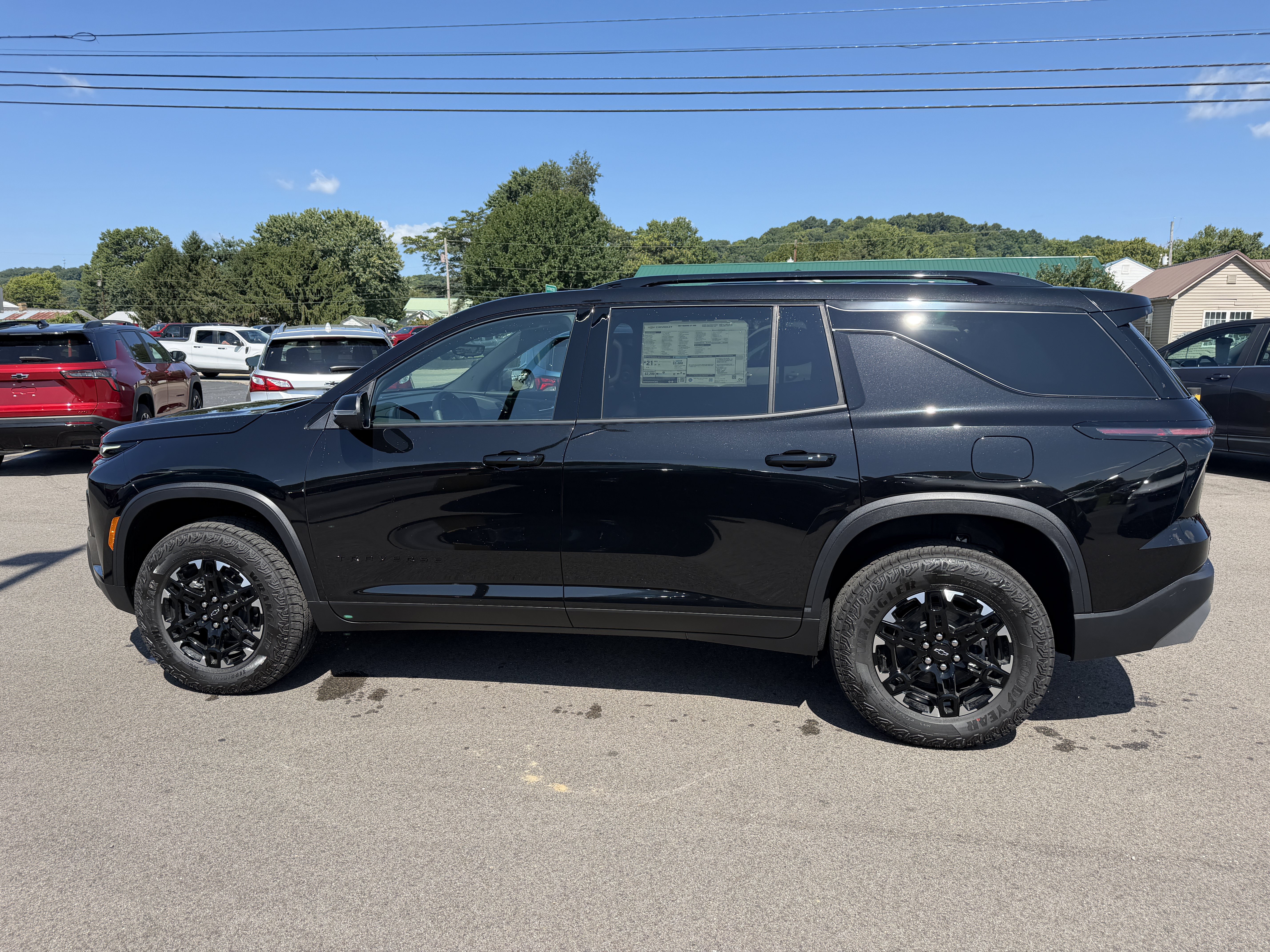 New 2027 Chevrolet Traverse Z71 w/ Driver Confidence Package AWD/4WD image 5