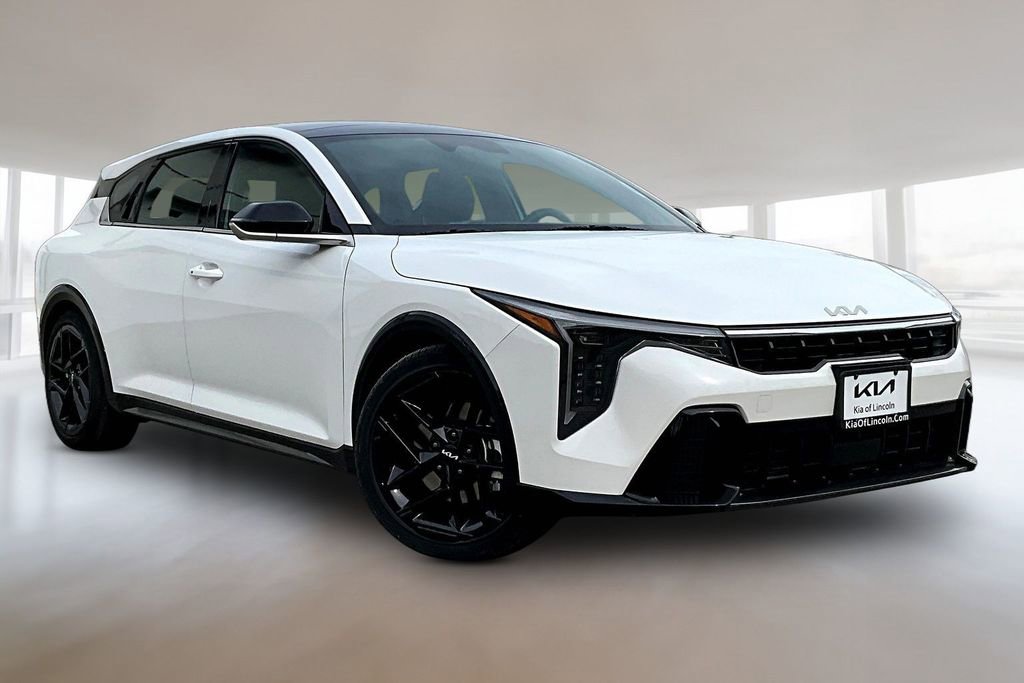 New 2026 Kia K4 GT-Line Turbo FWD image 2