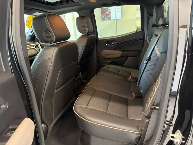 Used 2023 GMC Canyon Denali AWD/4WD image 18