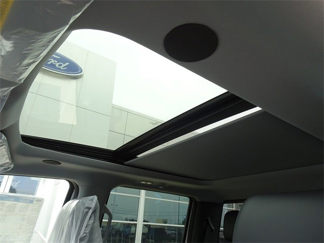 New 2025 Ford F250 Lariat w/ Lariat Ultimate Package image 14