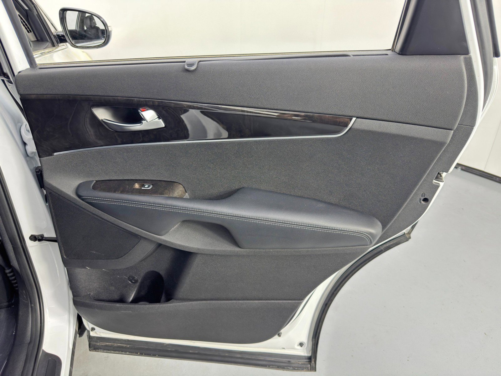 Used 2017 Kia Sorento EX w/ EX Advanced Touring Package image 41