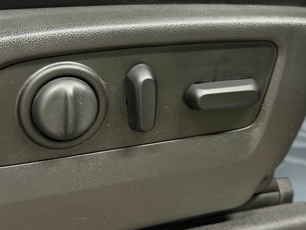 Certified 2019 Chevrolet Silverado 1500 High Country image 30