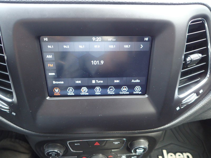 Used 2018 Jeep Compass Latitude w/ Popular Equipment Group image 16