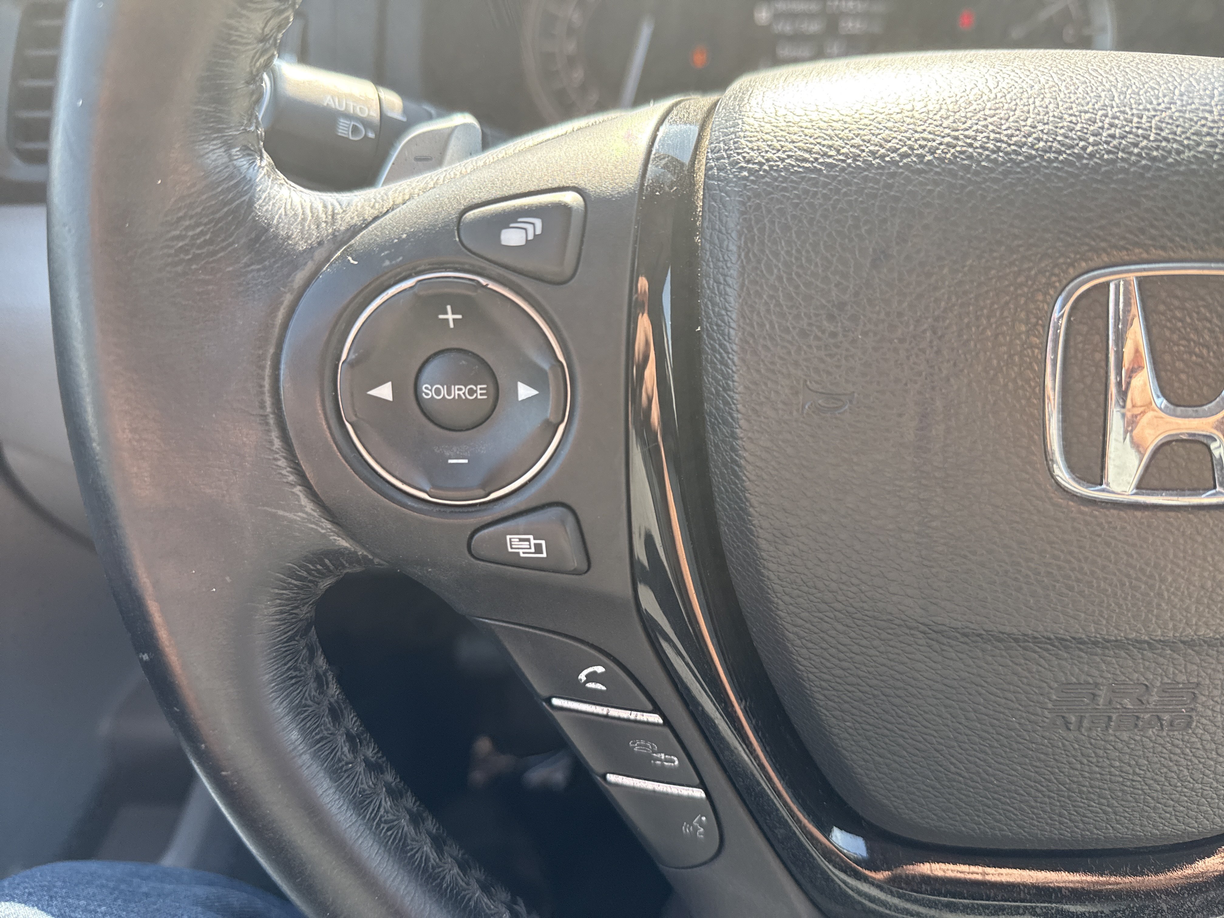 Used 2016 Honda Pilot Touring image 19