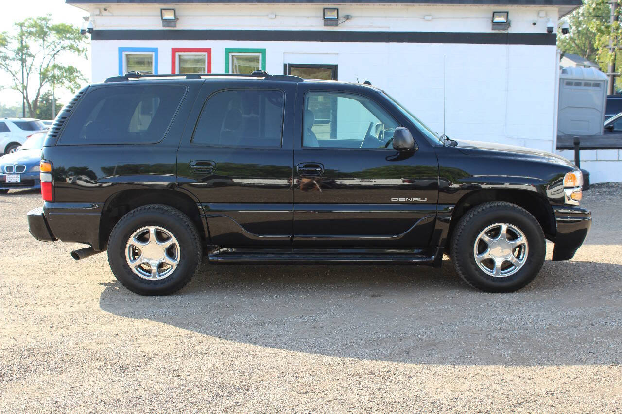 Used 2005 GMC Yukon Denali AWD/4WD image 4
