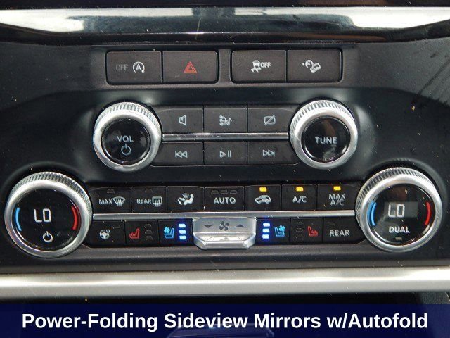 Used 2024 Ford Expedition XLT AWD/4WD image 32