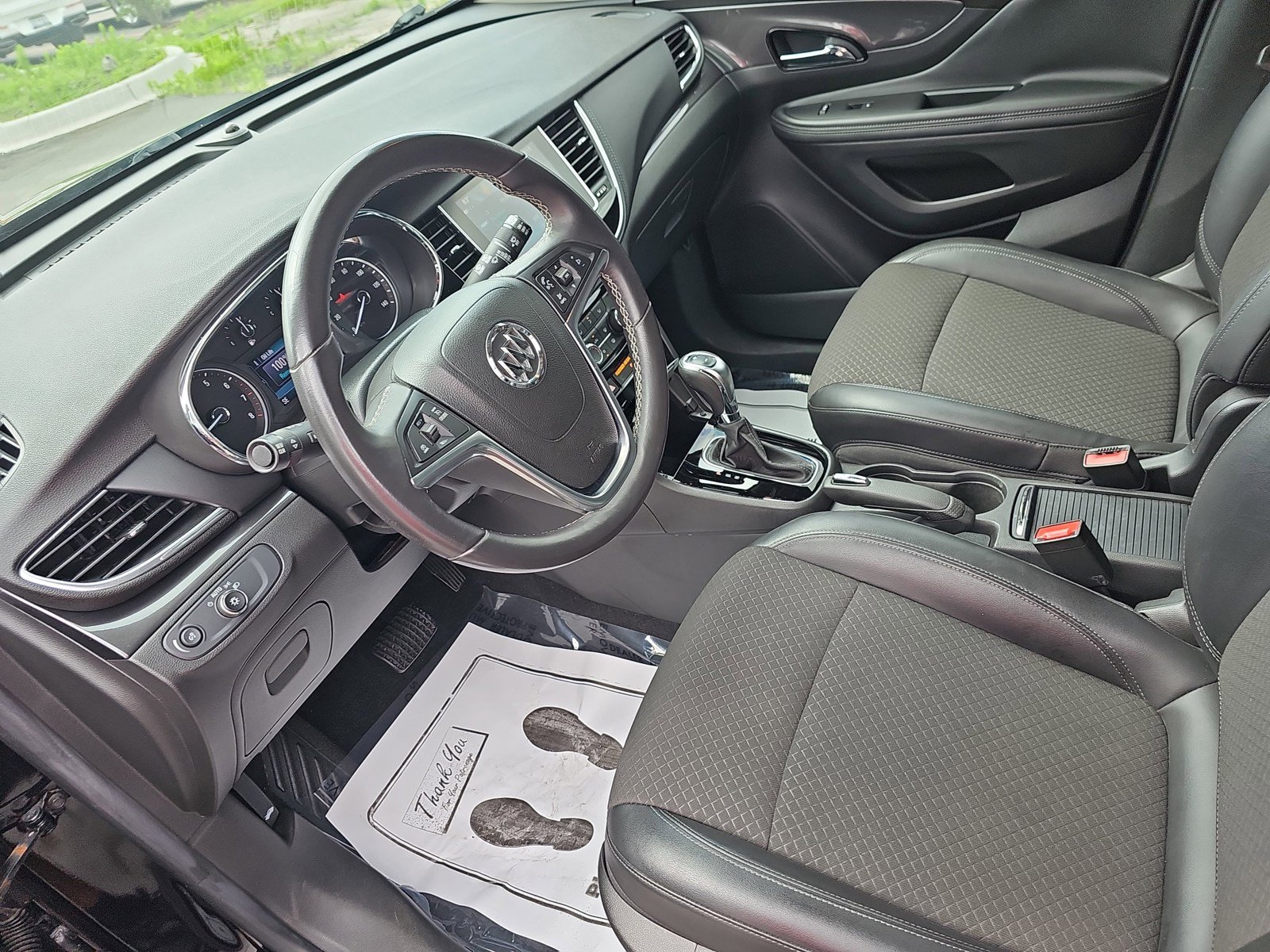 Used 2020 Buick Encore Preferred w/ Safety Package FWD image 17