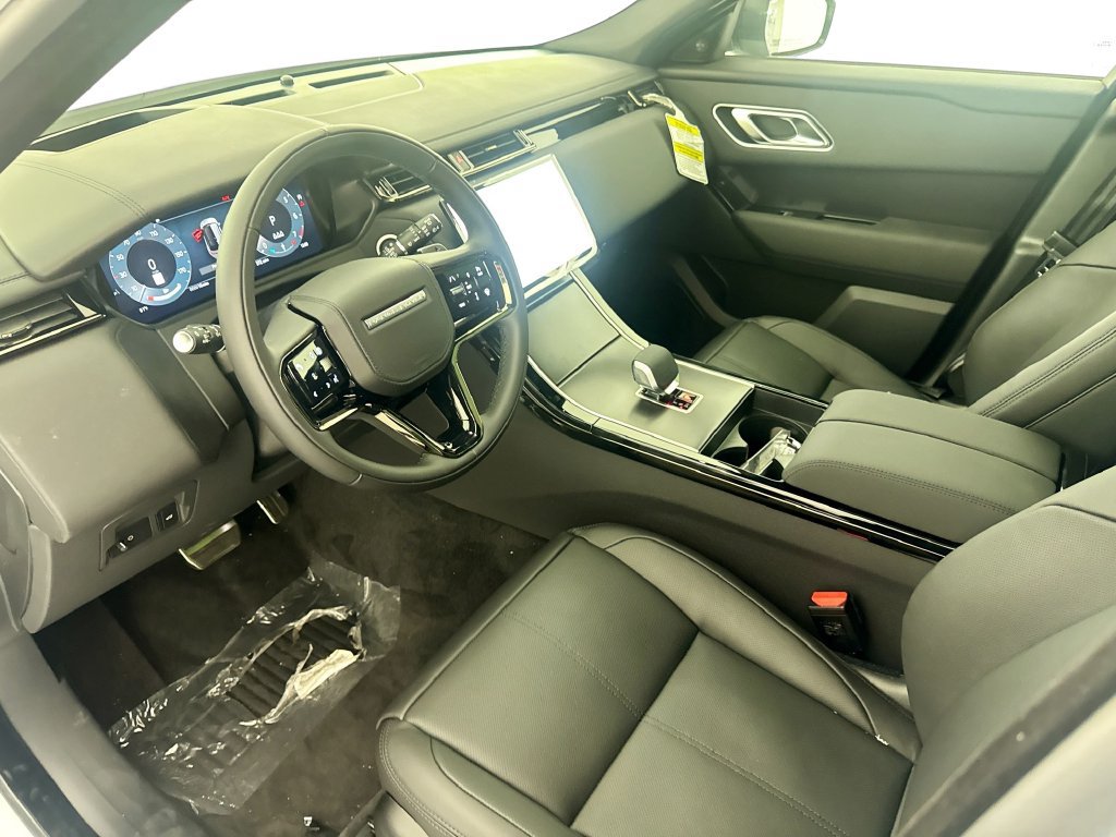 New 2026 Land Rover Range Rover Velar Dynamic SE AWD/4WD image 9