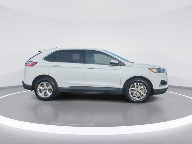 Used 2024 Ford Edge SEL AWD/4WD image 9