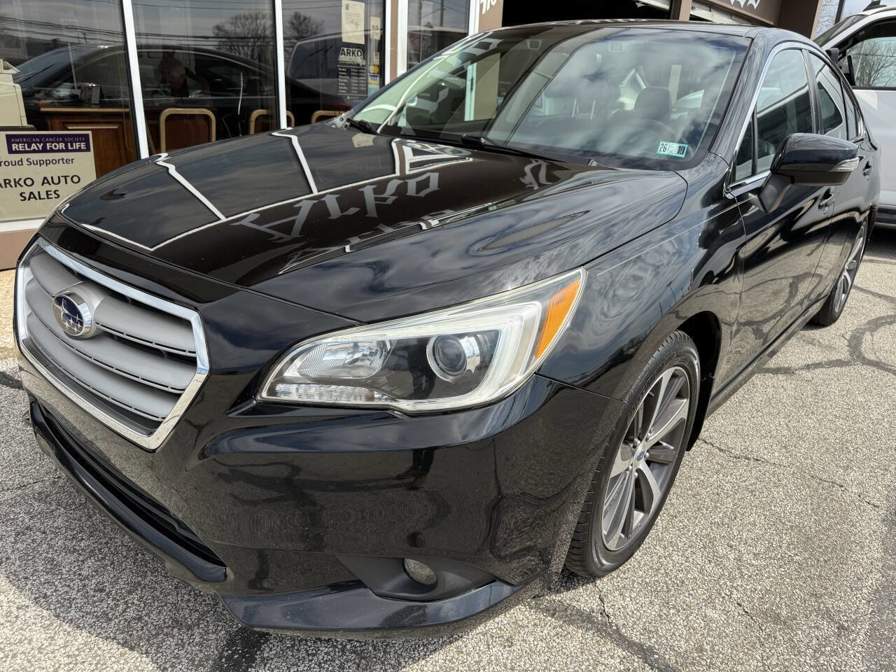 Used 2015 Subaru Legacy 2.5i Limited image 1