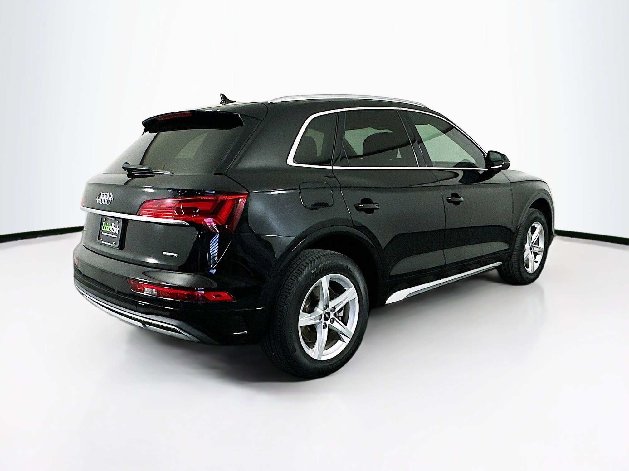 Used 2021 Audi Q5 Premium image 9
