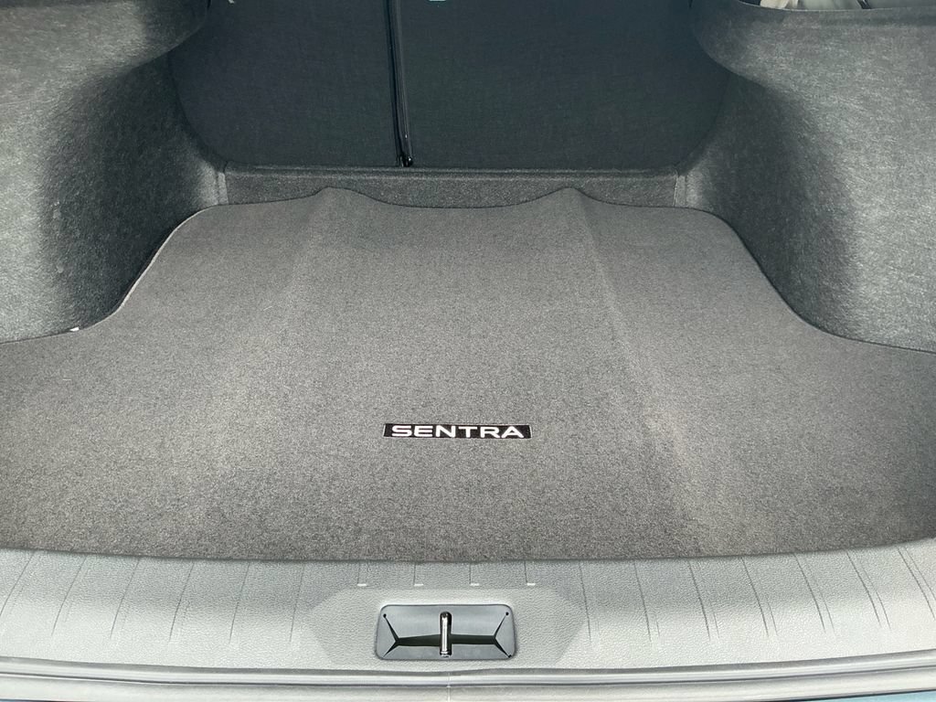 New 2026 Nissan Sentra SR w/ SR Premium Package FWD image 14