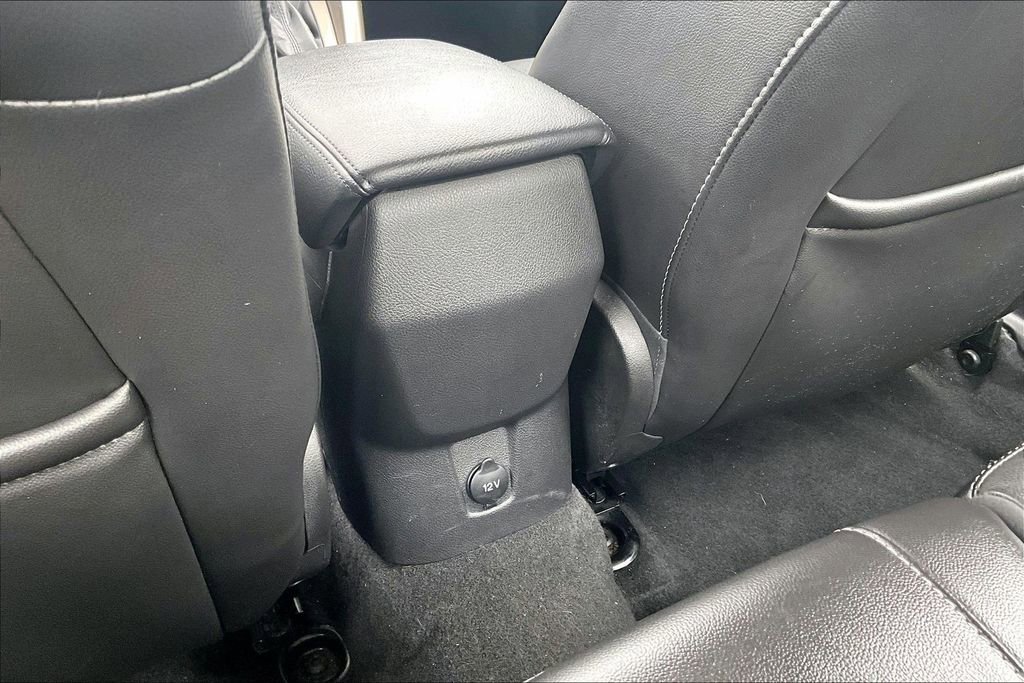 Used 2012 Ford Focus SEL image 10